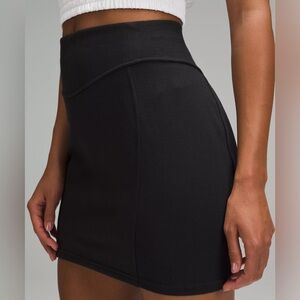 NWT Lululemon Scuba High-Rise Mini Skirt Taupetastic Size XS $78 009-A